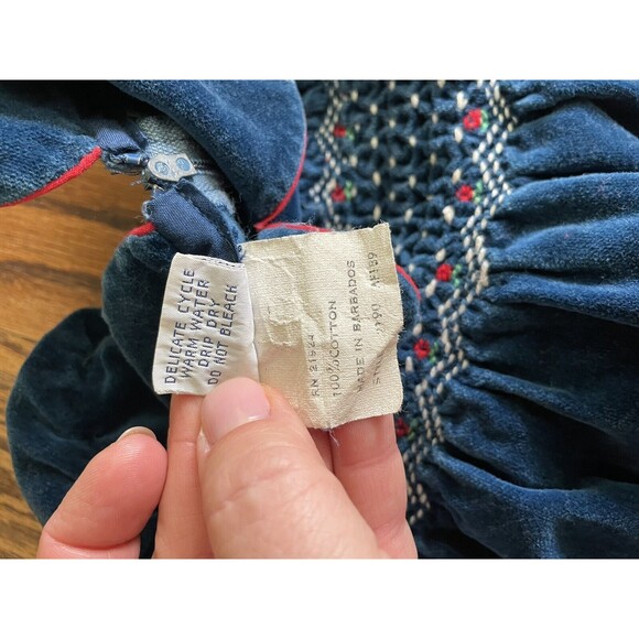 Polly Flinders Vintage Hand Smocked Blue Velvet Dress Size 2T Has Been Altered - Picture 5 of 7